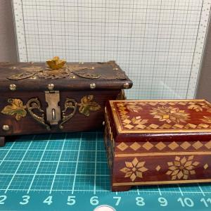 Photo of 2 wood jewelry boxes