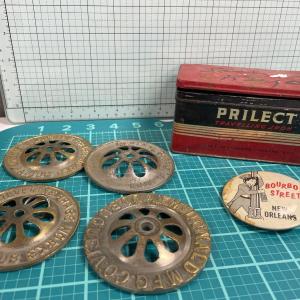 Photo of 4 vintage sink/tub shower drain covers, box and pin