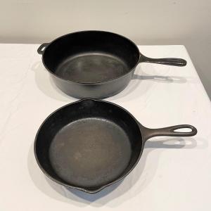 Photo of Cast Iron Chicken Fryer and #5 Pans (DR-SS)