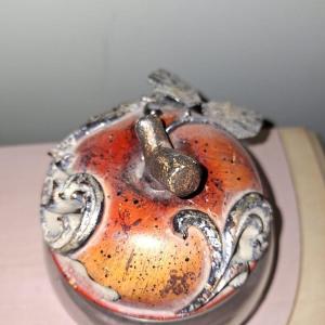 Photo of Glass Potpourri with pumpkin top