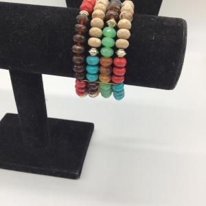 Photo of Multicolored beaded bracelet