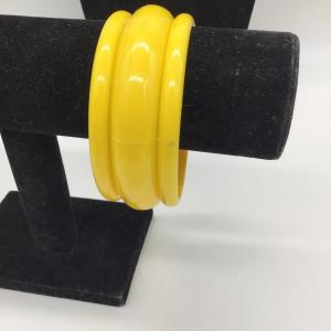 Photo of Yellow fashion bracelet