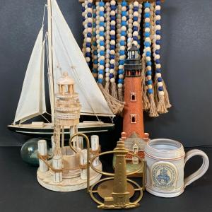 Photo of LOT 500: Lefton Currituck, NC Lighthouse, Macrame Tassel Wall Hangings, Wooden D