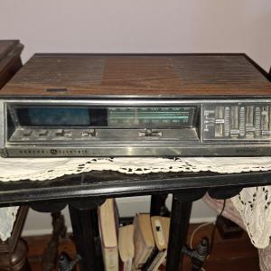 Photo of Vintage GE Stereo