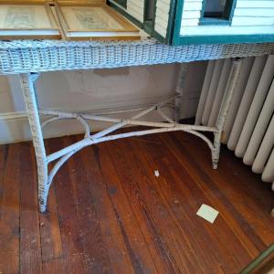 Photo of White wicker table
