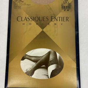 Photo of Thigh High Nylons Classiques Entier Hosiery NEW in PACKAGE size c style 1270 hon