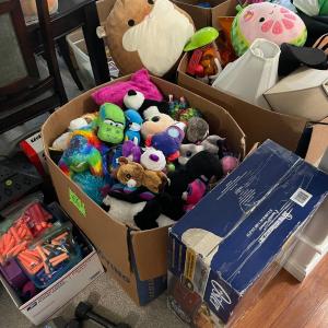 Photo of YARD SALE! BRAND NEW TOYS/COLLECTIBLES + MORE