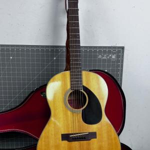 Photo of BEAUTIFUL - Yamaha FG75 Acoustic Guitar