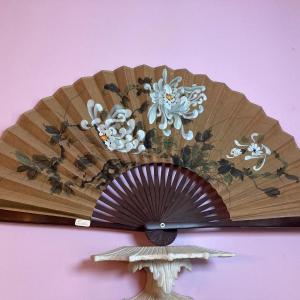 Photo of LOT 110: Large Hand Painted Asian Wall Fan and Chinoiserie Wall Shelf