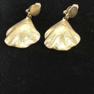 Photo of Carol Dauplaise shell clip on earrings