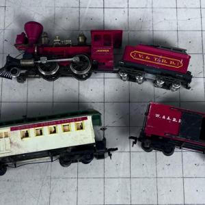 Photo of Ho Scale Engine and (2) Old Timey Cars