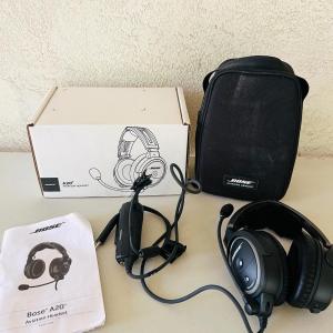 Photo of Bose A20 Aviation Headset with Black Carry Bag _ Read Details