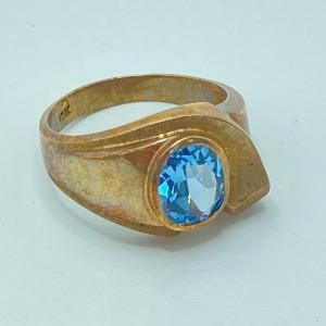 Photo of LOT 151: Vintage Gold Blue Topaz Ring - 10KT, TW 6.05g, Size 10