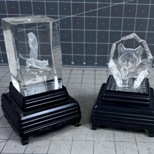 Photo of 2 Crystal Holograph CATS With Light Stands 