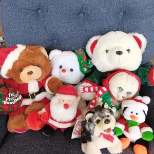 Photo of Collectible Christmas plush animals - Annual bears - husky dog - vintage Snuggle