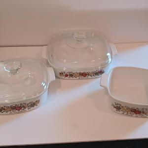 Photo of Three Corning Ware casserole dishes two with lids - Le Romarin Spice of life