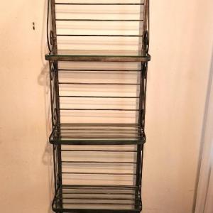 Photo of Lot #23 Baker's Rack - Metal - 4 shelves