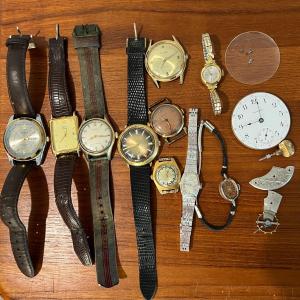 Photo of Lot Vintage Watches