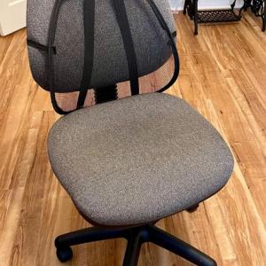 Photo of Rolling Desk chair