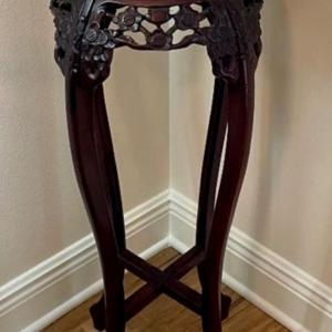 Photo of Beautifully hand carved plant stand
