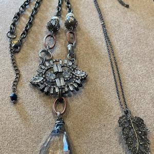 Photo of L&F large clear pendant & leaf pendant necklaces
