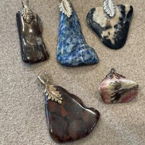 Photo of 5 polished stone pendants