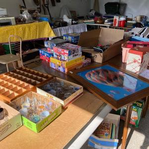 Photo of 4+ family garage sale, Valley View South  subdivision, Cherry Valley IL