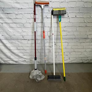 Photo of Floor Cleaning Accessories