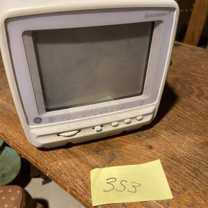 Photo of Vintage GE 05GP008 Spacemaker CRT Television LIKE NEW
