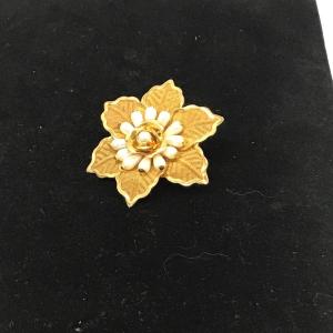 Photo of Vintage flower brooch