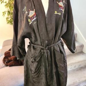 Photo of Lot #71 Vintage Chinese Embroidered Robe