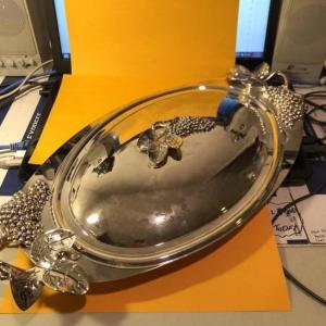 Photo of Vintage Godinger Silver Plated Large Grape Covered Tray for an Oval Pyrex Dish (