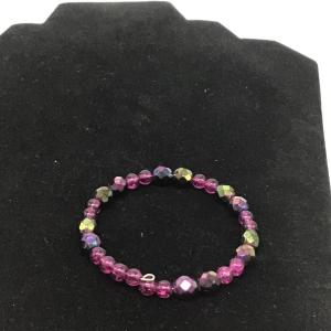 Photo of Purple beaded bracelet