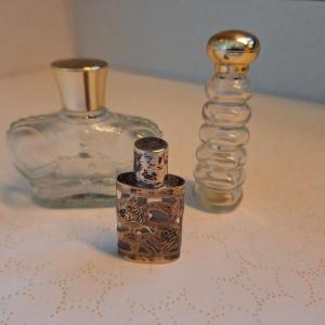 Photo of 3 pc Perfume bottle