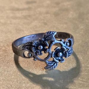 Photo of Sterling Silver Flower Ring