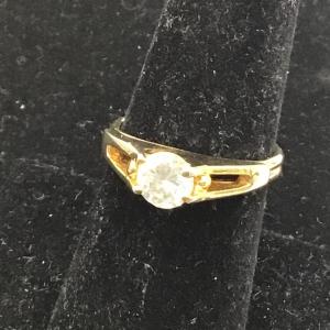 Photo of Gold toned fashion beautiful ring