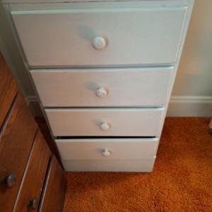 Photo of White Shelf 4 drawers