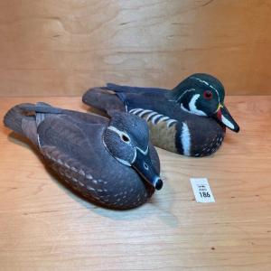 Photo of Wooden carved ducks