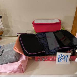 Photo of B29-cosmetic bags