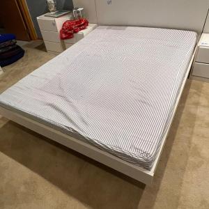 Photo of B19-Queen mattress with frame