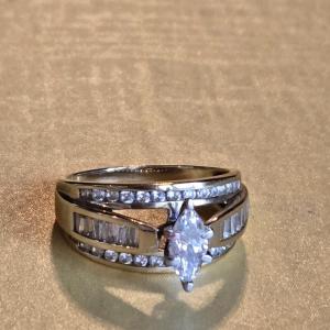 Photo of 10k Gold & Cubic Zirconia Ring