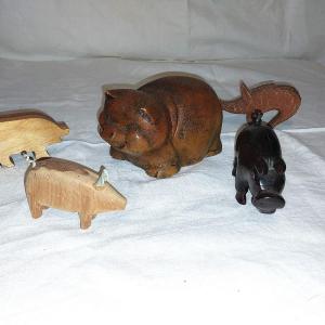 Photo of SOLID WOOD PIGLETS