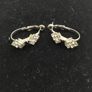Photo of Rhinestone small loop earrings with black Rhinestone