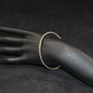 Photo of 925 Sterling Wound Cuff Bracelet 14.4g