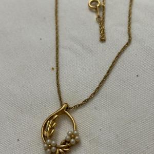 Photo of Trifari Gold toned vintage necklace