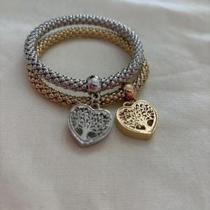 Photo of Hollow charmed bracelet with crystals inside