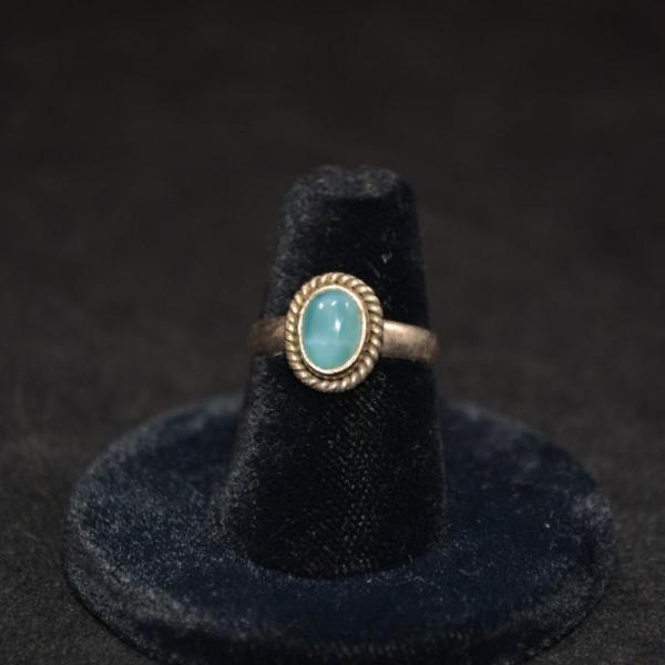 Photo of 925 Sterling Ring with Blue Quartz Size 6 3.0g