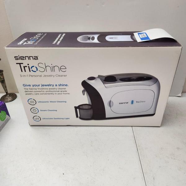 Photo of Sienna TrioShine 3 in 1 Personal Jewelry Cleaner New in Sealed Box
