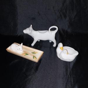 Photo of COW CREAMER-GOOSE HOLDER AND PIG TRAY