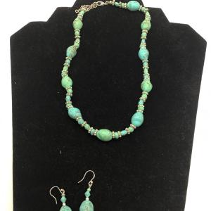 Photo of Green and turquoise fashion beaded necklace and earrings set